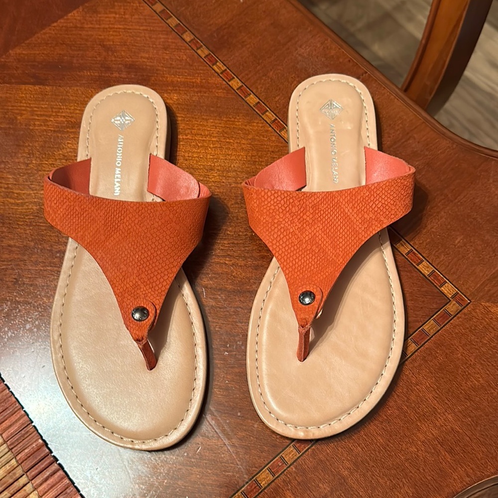 Antonio Melani sandals 🩴